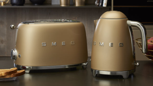 Smeg 50's Retro Style Kettle and 2 Slice Toaster Set - Champagne